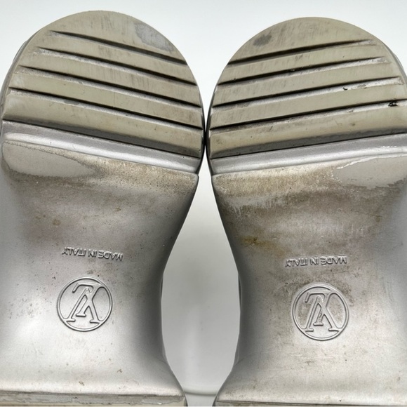 Louis Vuitton Archlight Metallic Sneakers Shoes - Picture 11 of 12